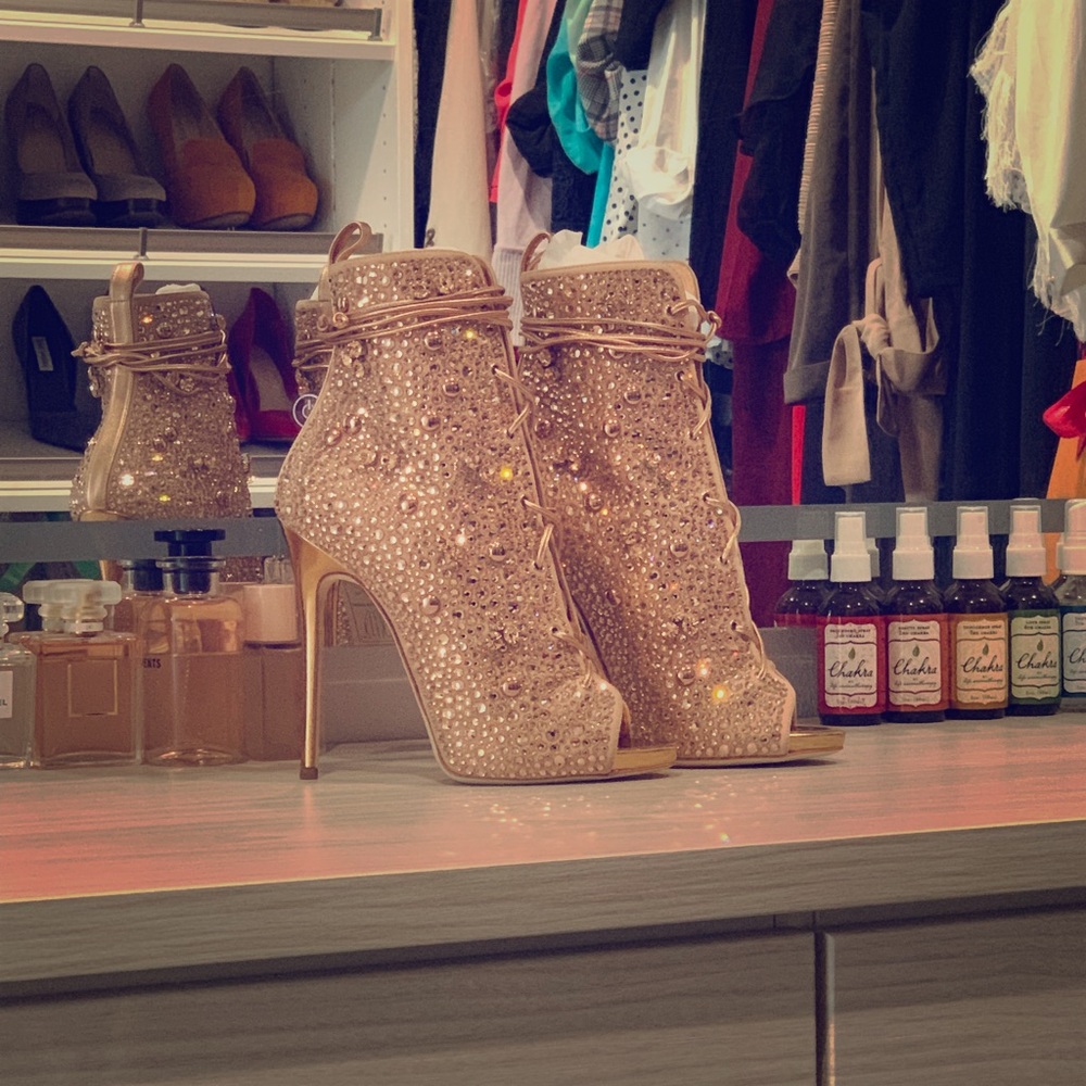 Giuseppe Zanotti Lynda Booties - Rose Gold